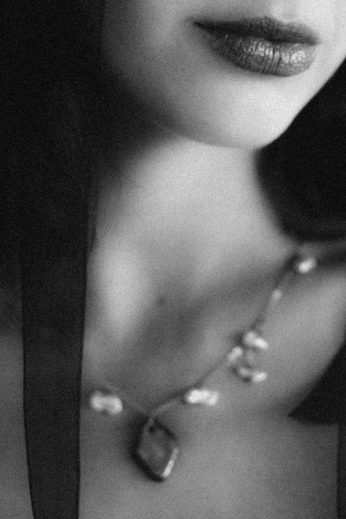 Artefact Necklace - 18k Gold Plated